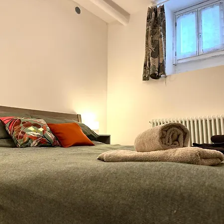 La Casa Sulla Collina - Apt. 1 Apartment *